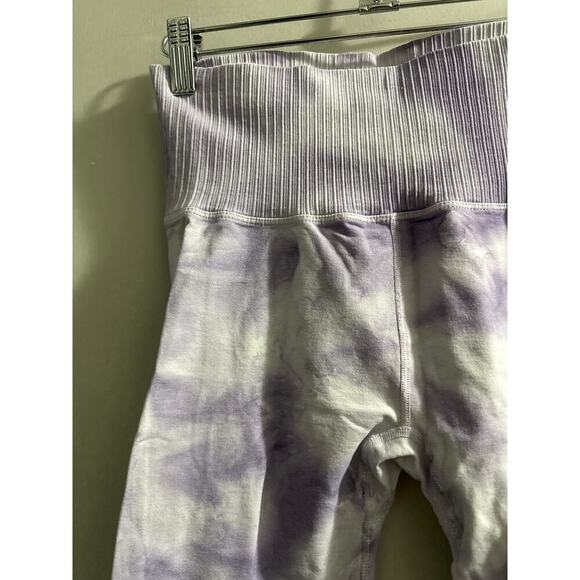 🔴Free People Movement Purple tie dye leggings size Med/Large‎ - Picture 3 of 7